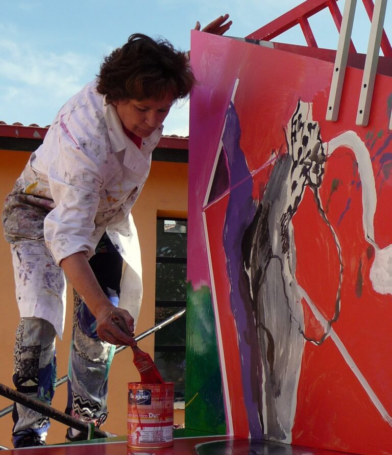 Eloisa pintando
